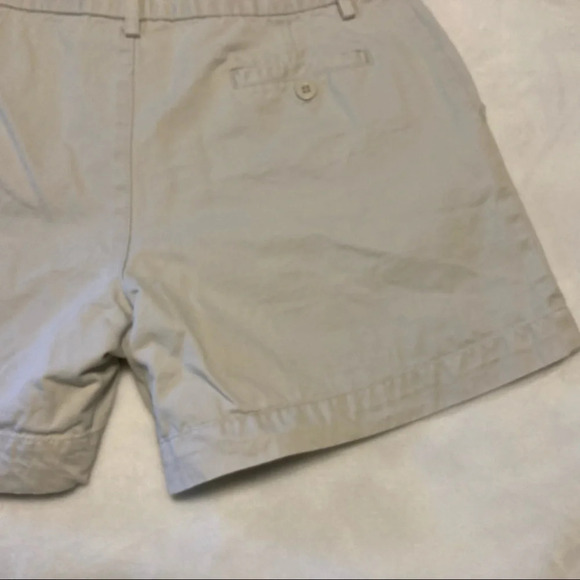 Old Navy Khaki Shorts 6 - Picture 13 of 13